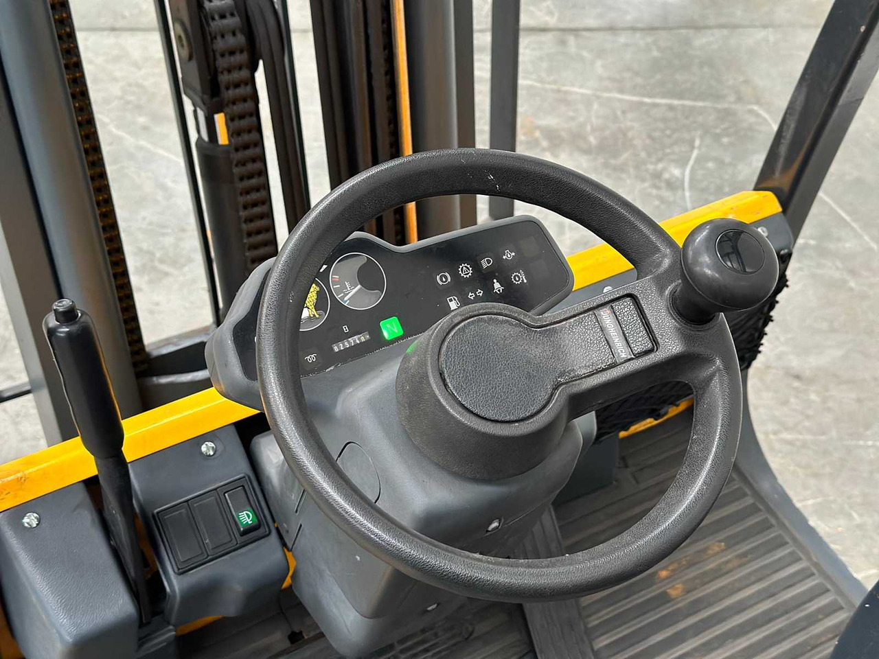 JUNGHEINRICH - TFG16 - FORKLIFT TRUCKS - 2001 - Vysokozdvižný vozík: obrázok 5 JUNGHEINRICH - TFG16 - FORKLIFT TRUCKS - 2001 - Vysokozdvižný vozík: obrázok 5