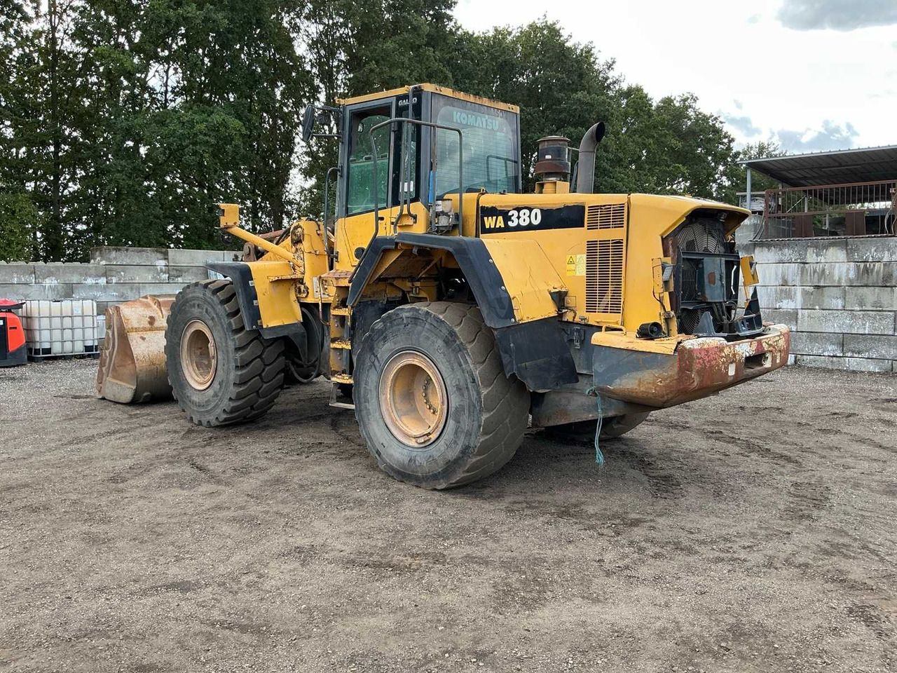 KOMATSU WA380 SHOVEL - Kolesový nakladač: obrázok 4 KOMATSU WA380 SHOVEL - Kolesový nakladač: obrázok 4