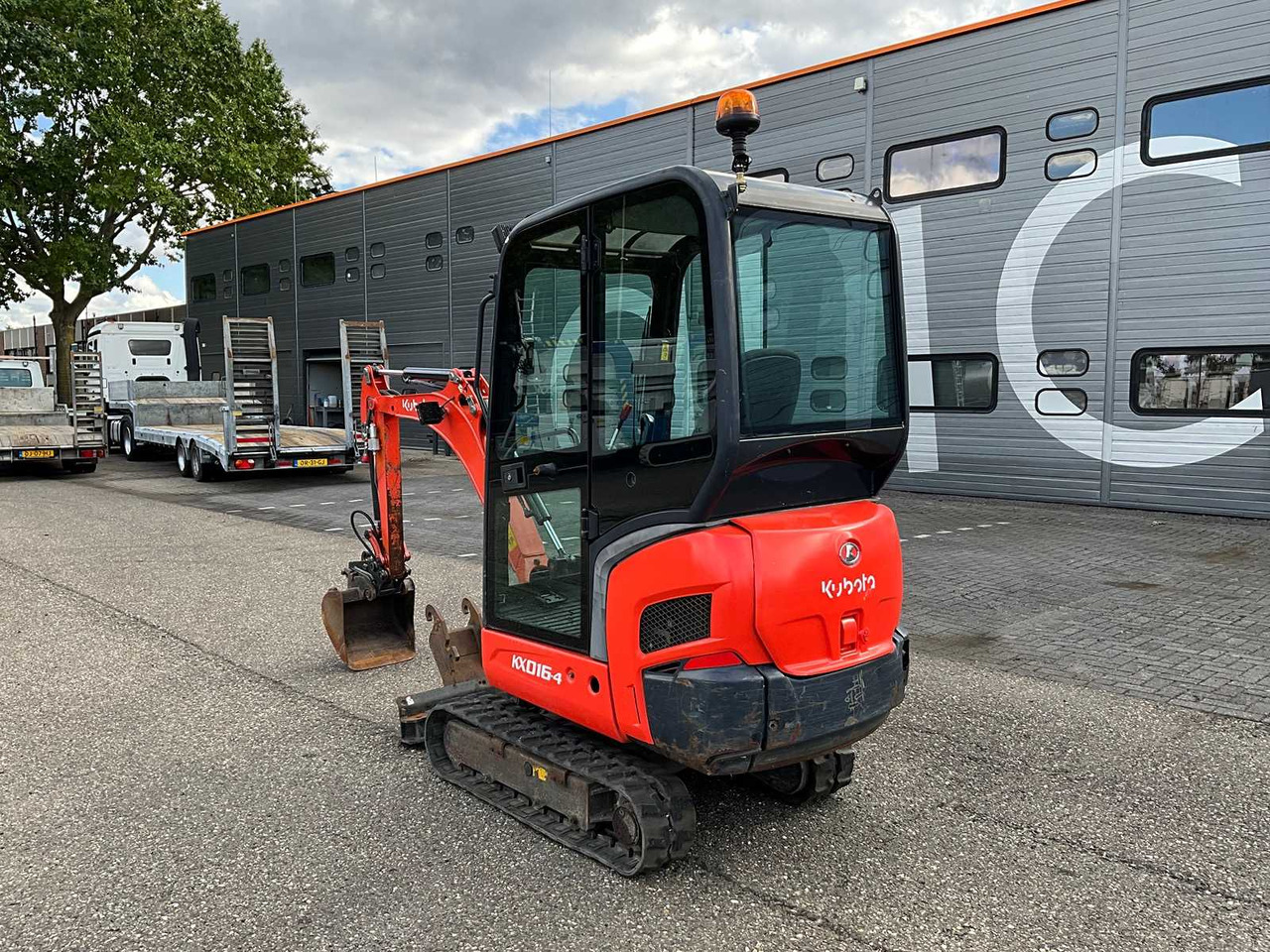 Kubota KX016-4 - Mini rýpadlo: obrázok 3 Kubota KX016-4 - Mini rýpadlo: obrázok 3