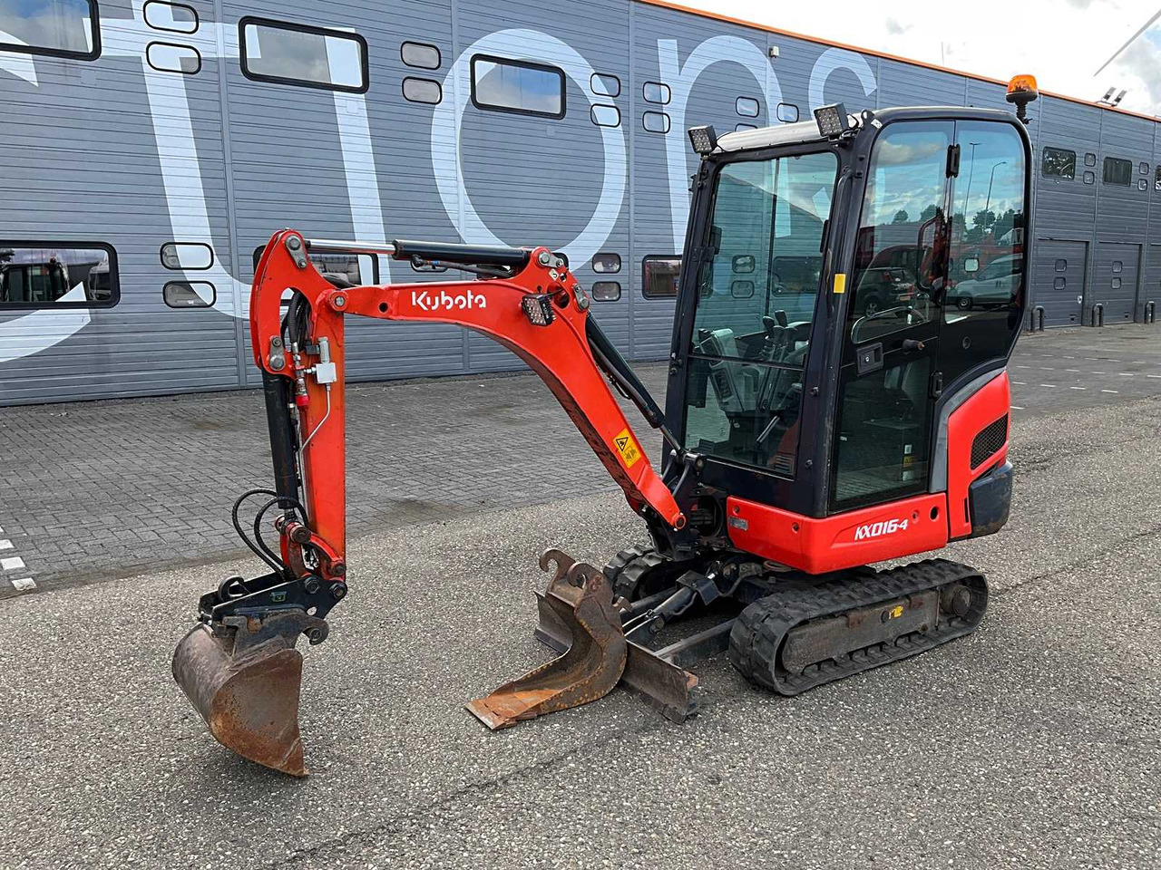 Kubota KX016-4 - Mini rýpadlo: obrázok 1 Kubota KX016-4 - Mini rýpadlo: obrázok 1