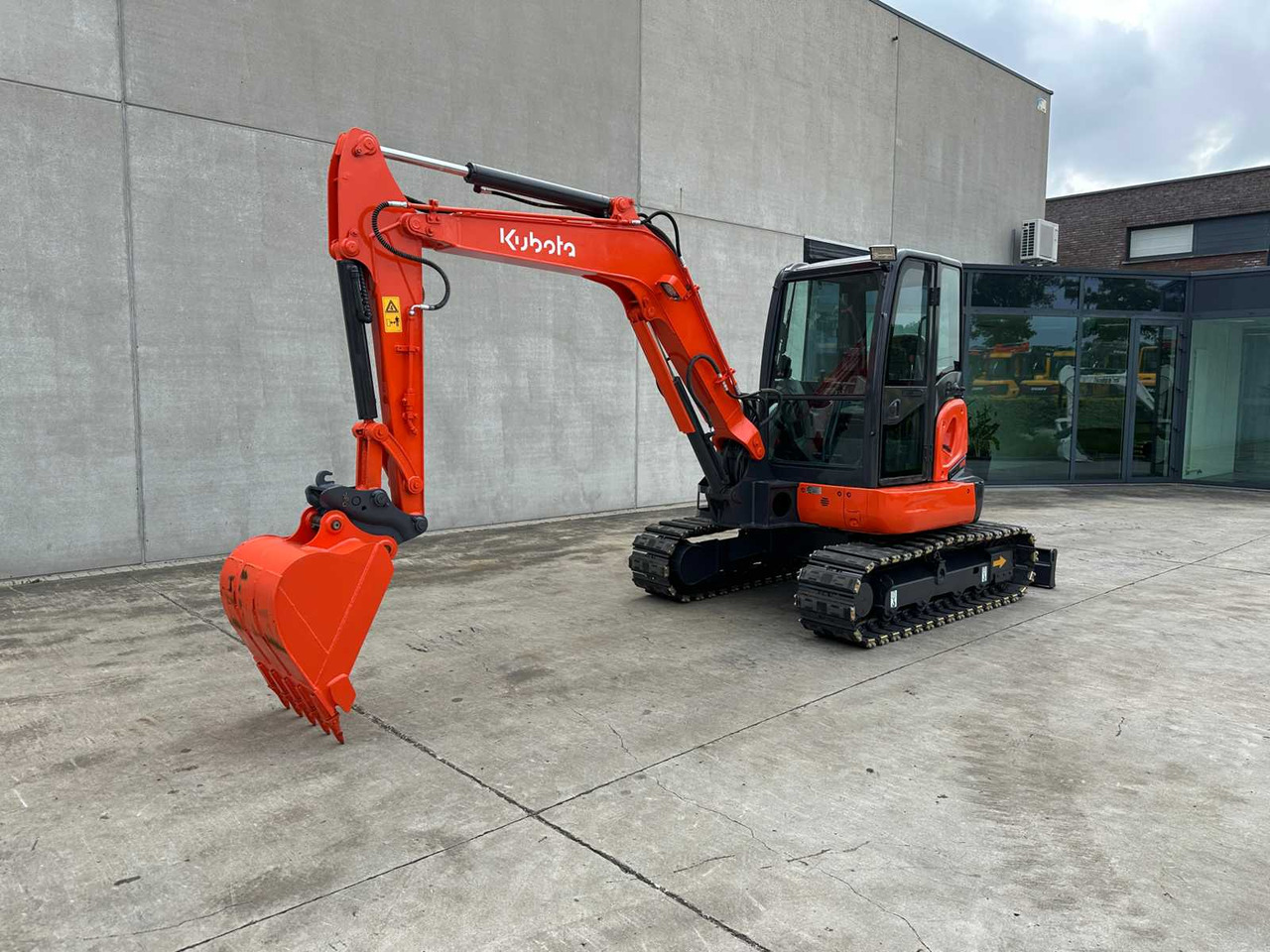 Kubota KX155-5 - Pásové rýpadlo: obrázok 1 Kubota KX155-5 - Pásové rýpadlo: obrázok 1