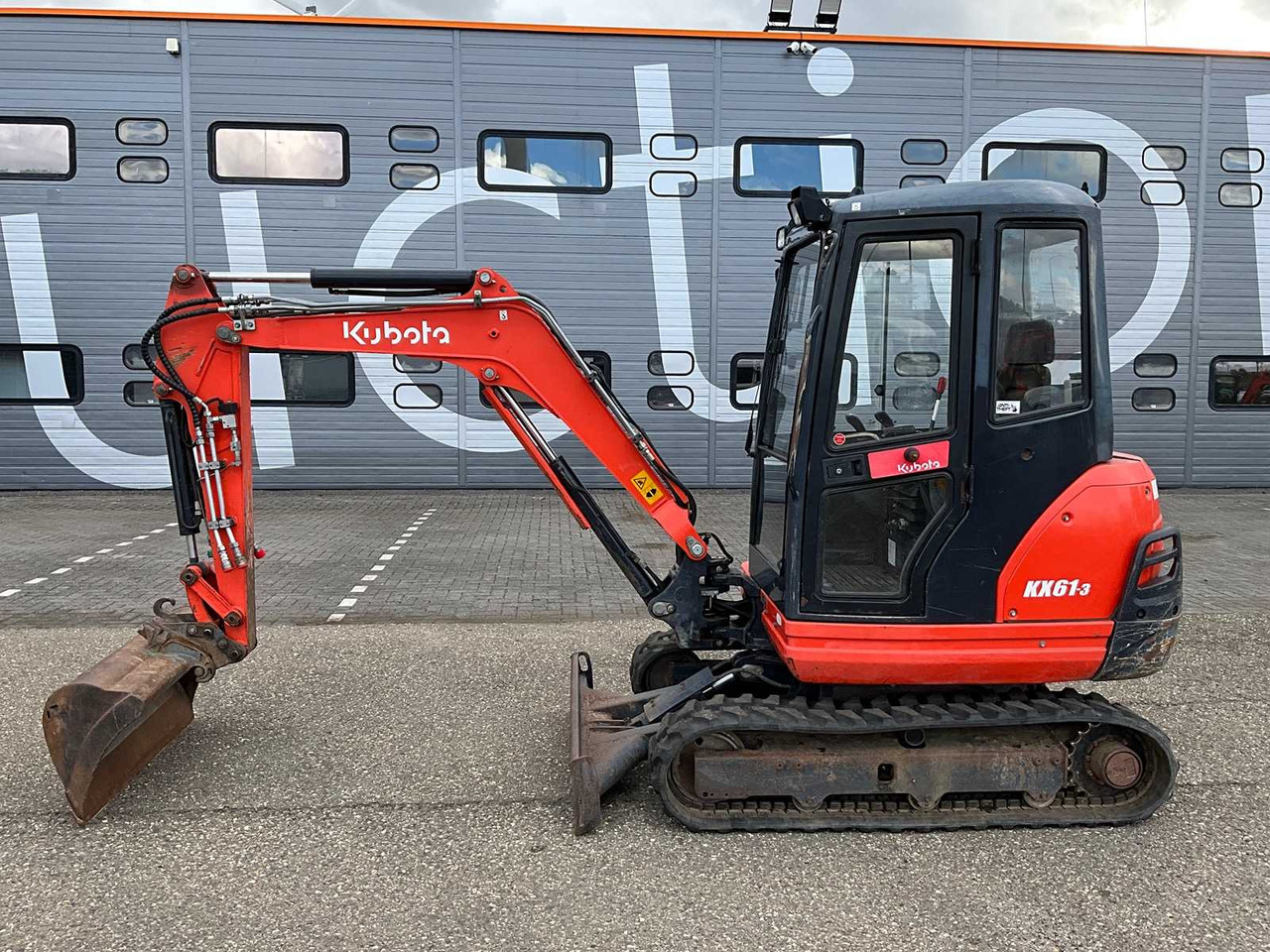 Kubota KX61-3 - Mini rýpadlo: obrázok 2 Kubota KX61-3 - Mini rýpadlo: obrázok 2