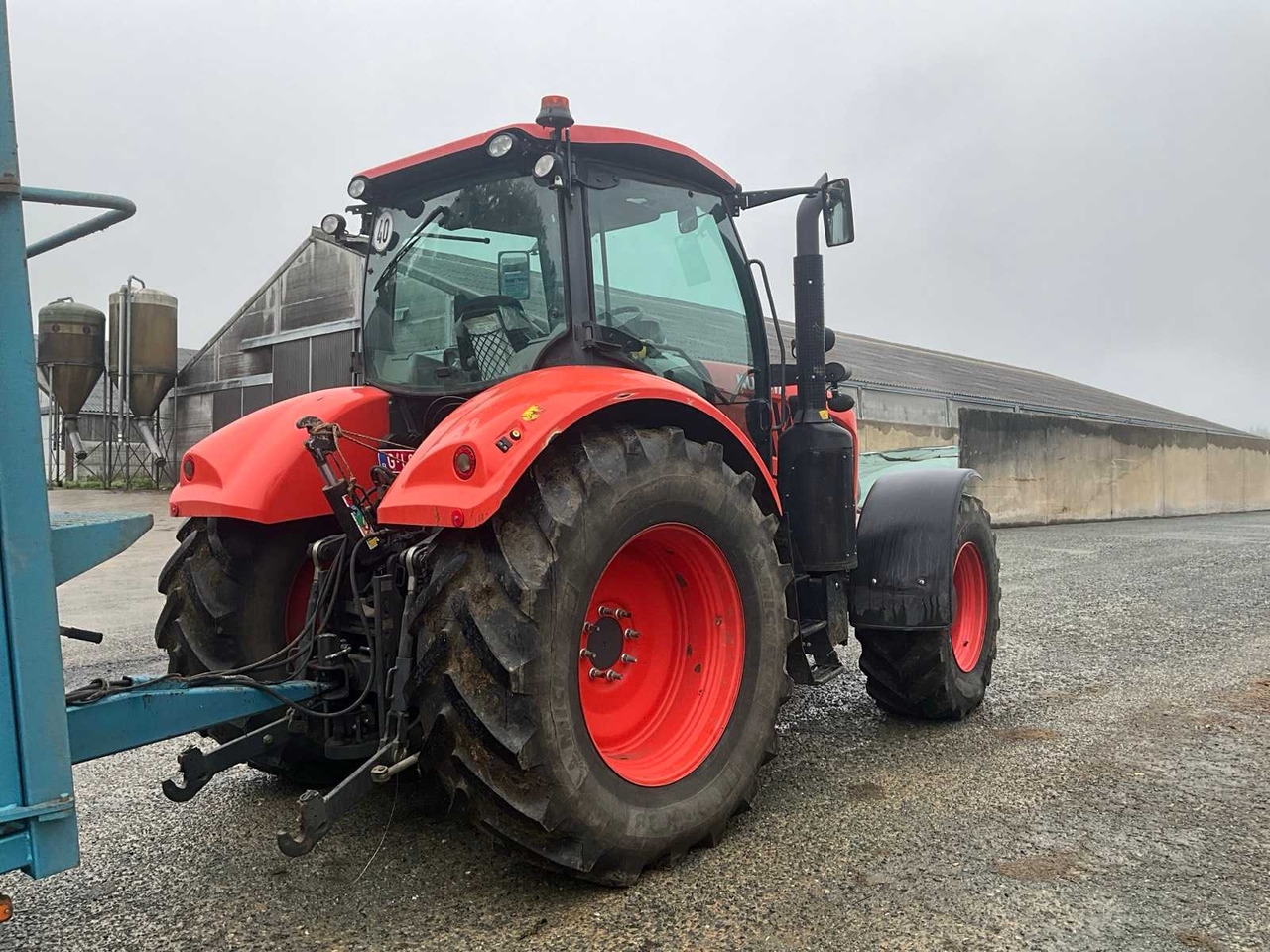 Kubota M7131 - Traktor: obrázok 4 Kubota M7131 - Traktor: obrázok 4