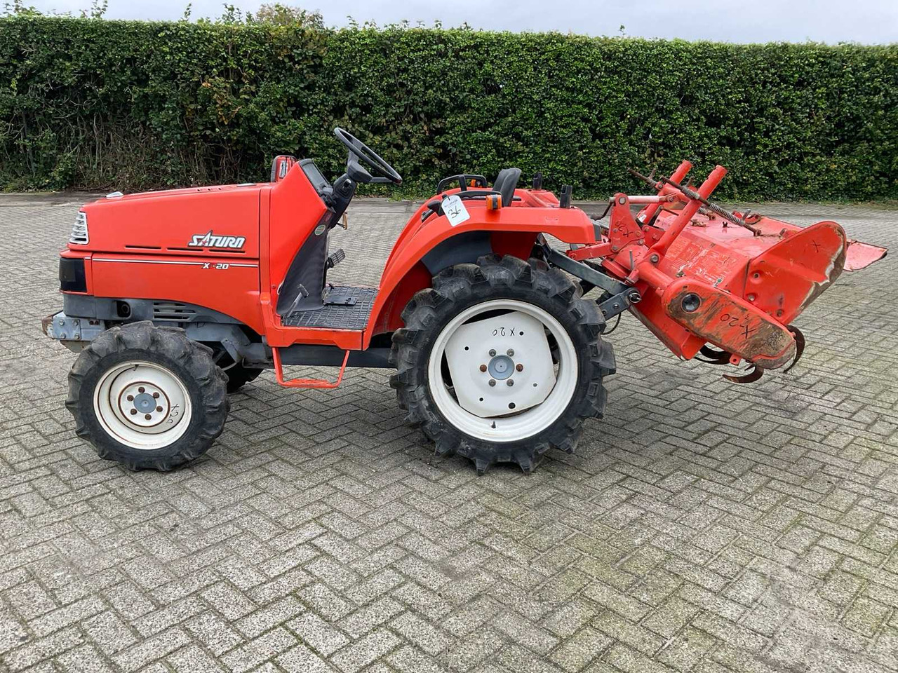 Kubota Saturn X-20 - Kompaktný traktor: obrázok 5 Kubota Saturn X-20 - Kompaktný traktor: obrázok 5