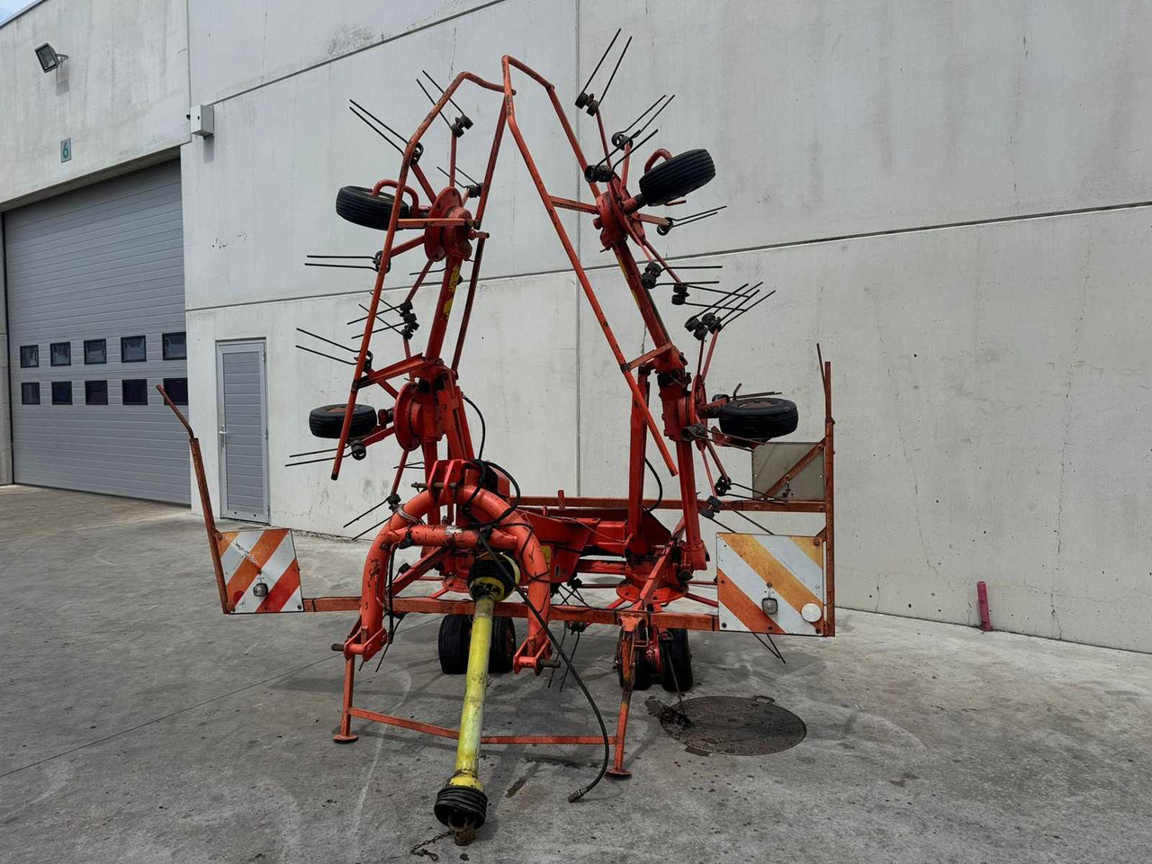 Kuhn GF640 - Stroje na zber krmovín: obrázok 1 Kuhn GF640 - Stroje na zber krmovín: obrázok 1