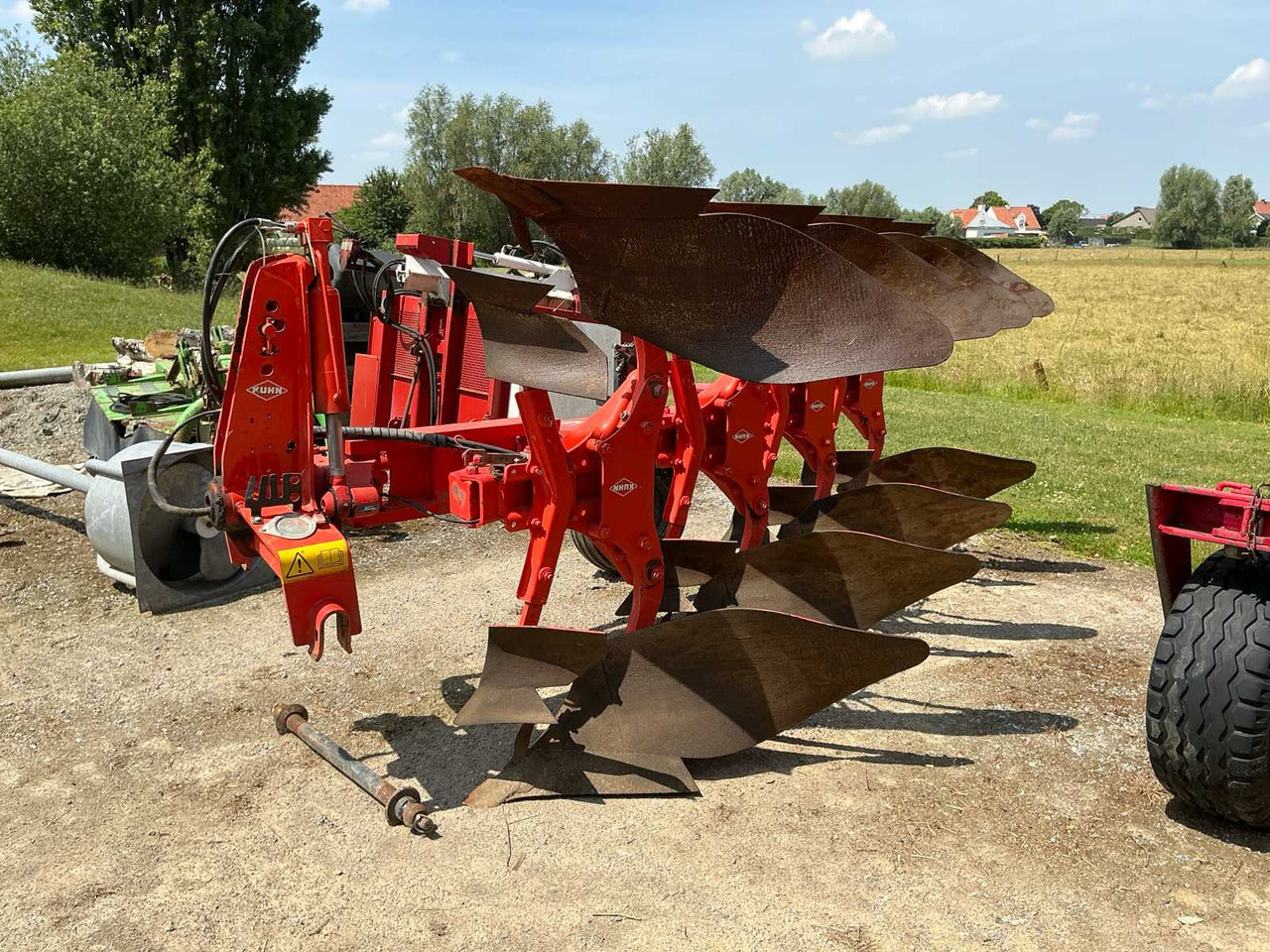 Kuhn Multimaster 123 - Pluh: obrázok 2 Kuhn Multimaster 123 - Pluh: obrázok 2