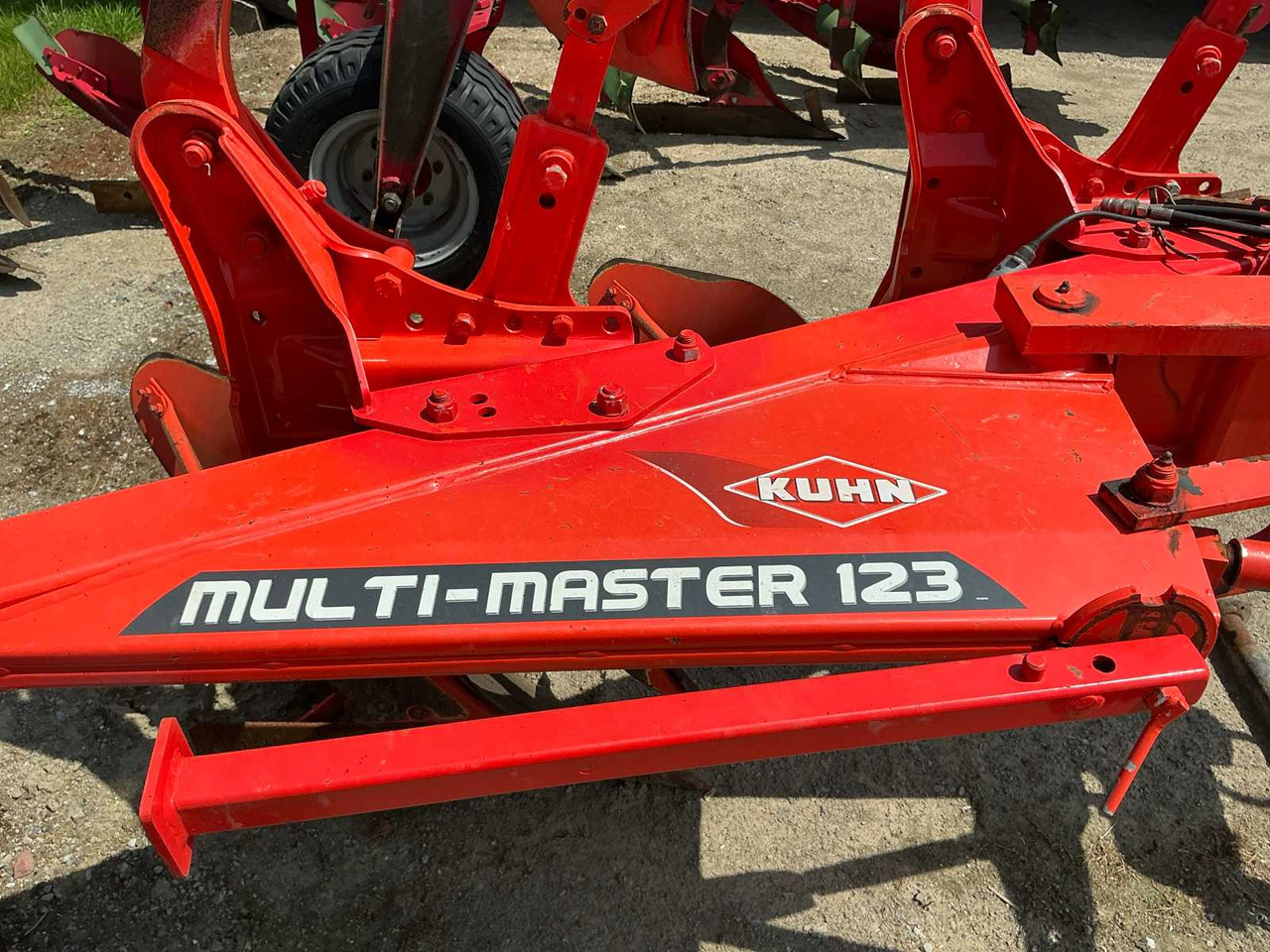 Kuhn Multimaster 123 - Pluh: obrázok 5 Kuhn Multimaster 123 - Pluh: obrázok 5