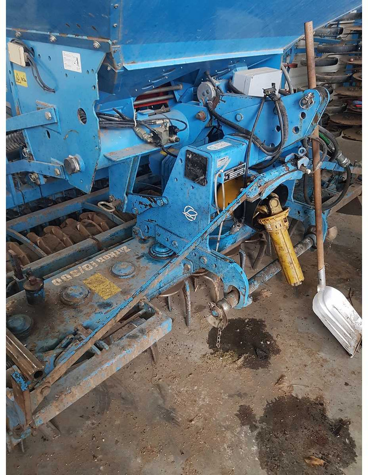 LEMKEN SOLITAIR + ZIRKON - Sejací stroj: obrázok 4 LEMKEN SOLITAIR + ZIRKON - Sejací stroj: obrázok 4