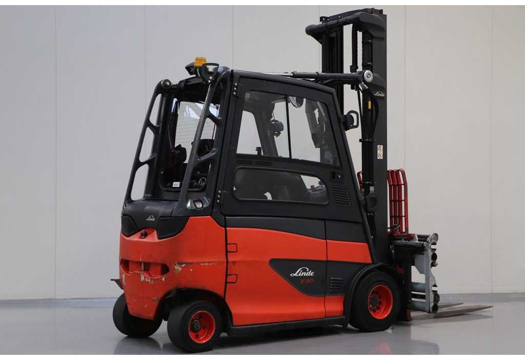 LINDE - 2017 - E30HL-01/600 - FORKLIFT, SIDESHIFT, FORK POSITIONER, - Vysokozdvižný vozík: obrázok 4 LINDE - 2017 - E30HL-01/600 - FORKLIFT, SIDESHIFT, FORK POSITIONER, - Vysokozdvižný vozík: obrázok 4