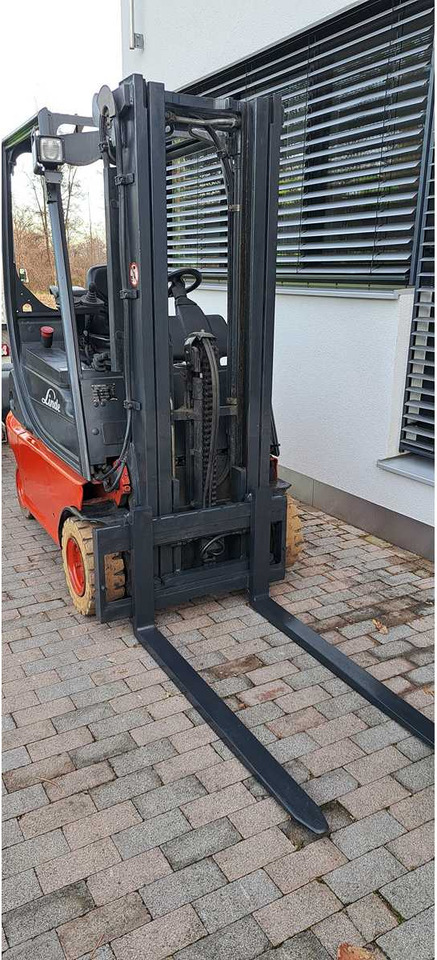 LINDE - E16P-02 - 2005 - FORKLIFT TRUCKS - Vysokozdvižný vozík: obrázok 4 LINDE - E16P-02 - 2005 - FORKLIFT TRUCKS - Vysokozdvižný vozík: obrázok 4