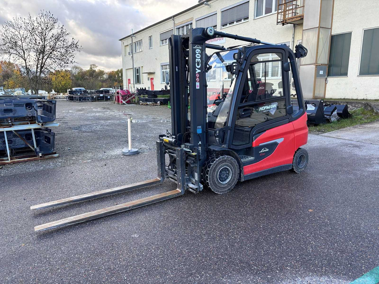 LINDE - E30-SERIES-1252 - 2024 -ELECTRIC -FORKLIFT - Vysokozdvižný vozík: obrázok 1 LINDE - E30-SERIES-1252 - 2024 -ELECTRIC -FORKLIFT - Vysokozdvižný vozík: obrázok 1