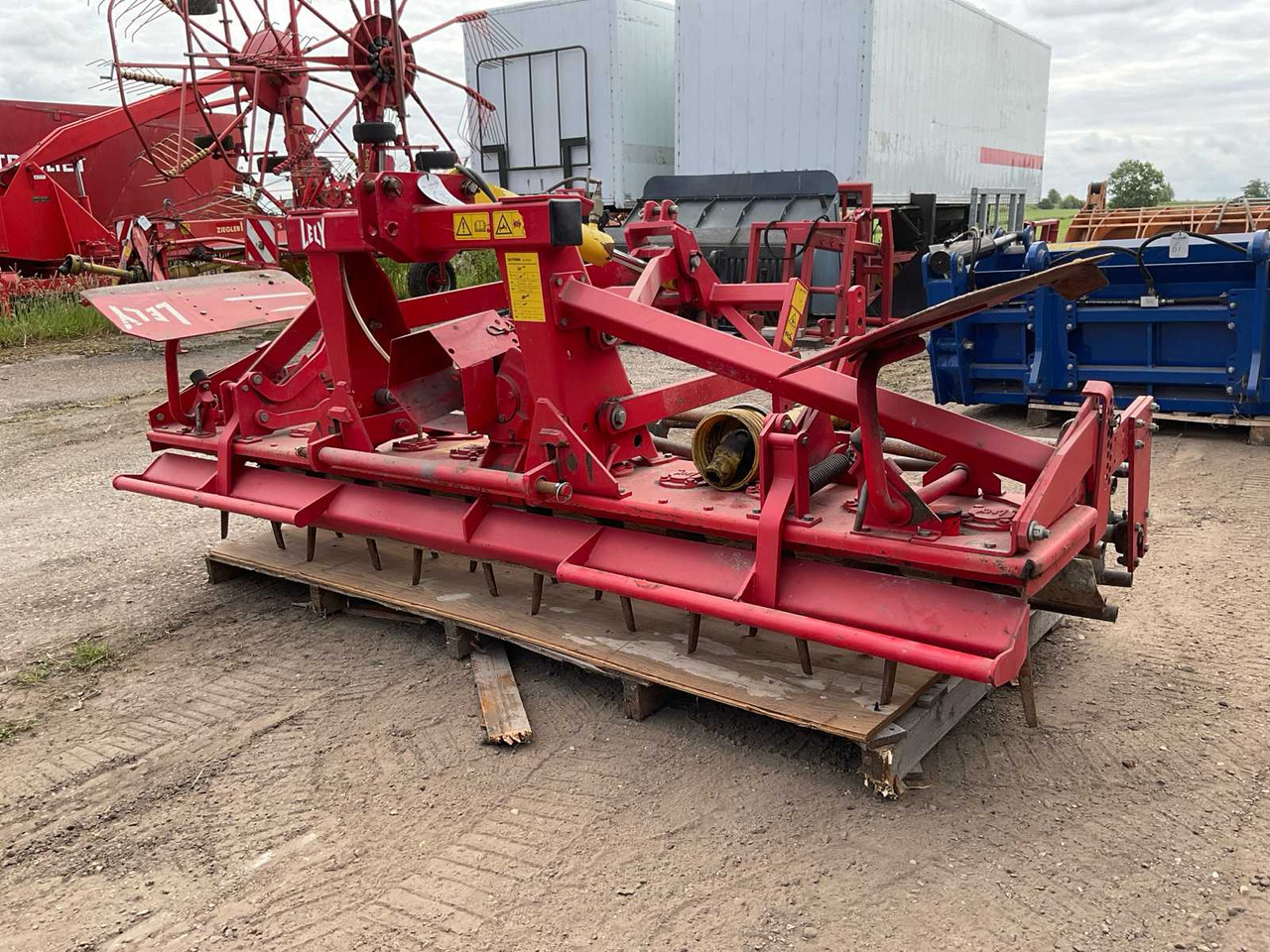 Lely Terra 300-25 Plus - Rotačné brány: obrázok 1 Lely Terra 300-25 Plus - Rotačné brány: obrázok 1