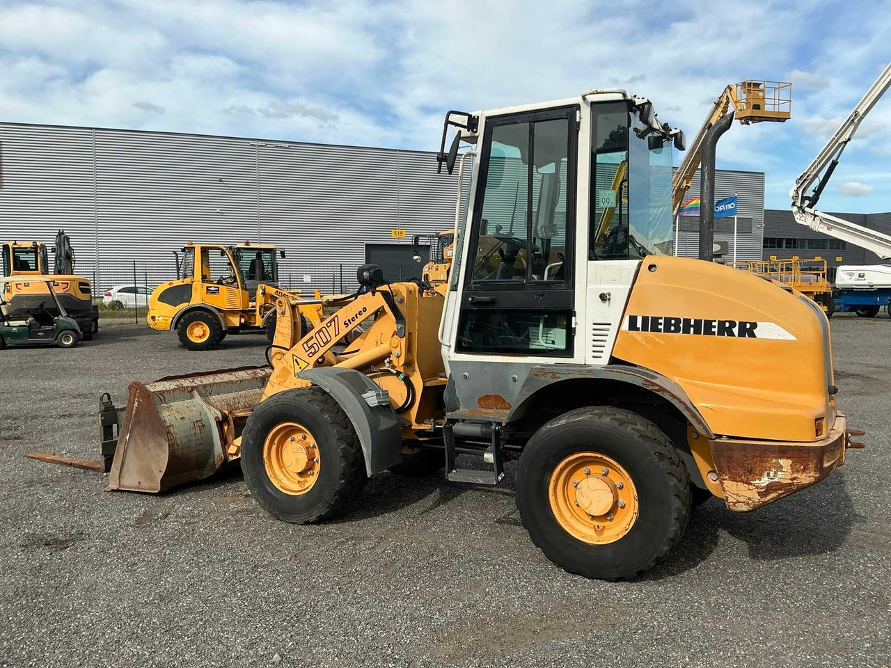 Liebherr L 507 Stereo - Kolesový nakladač: obrázok 3 Liebherr L 507 Stereo - Kolesový nakladač: obrázok 3