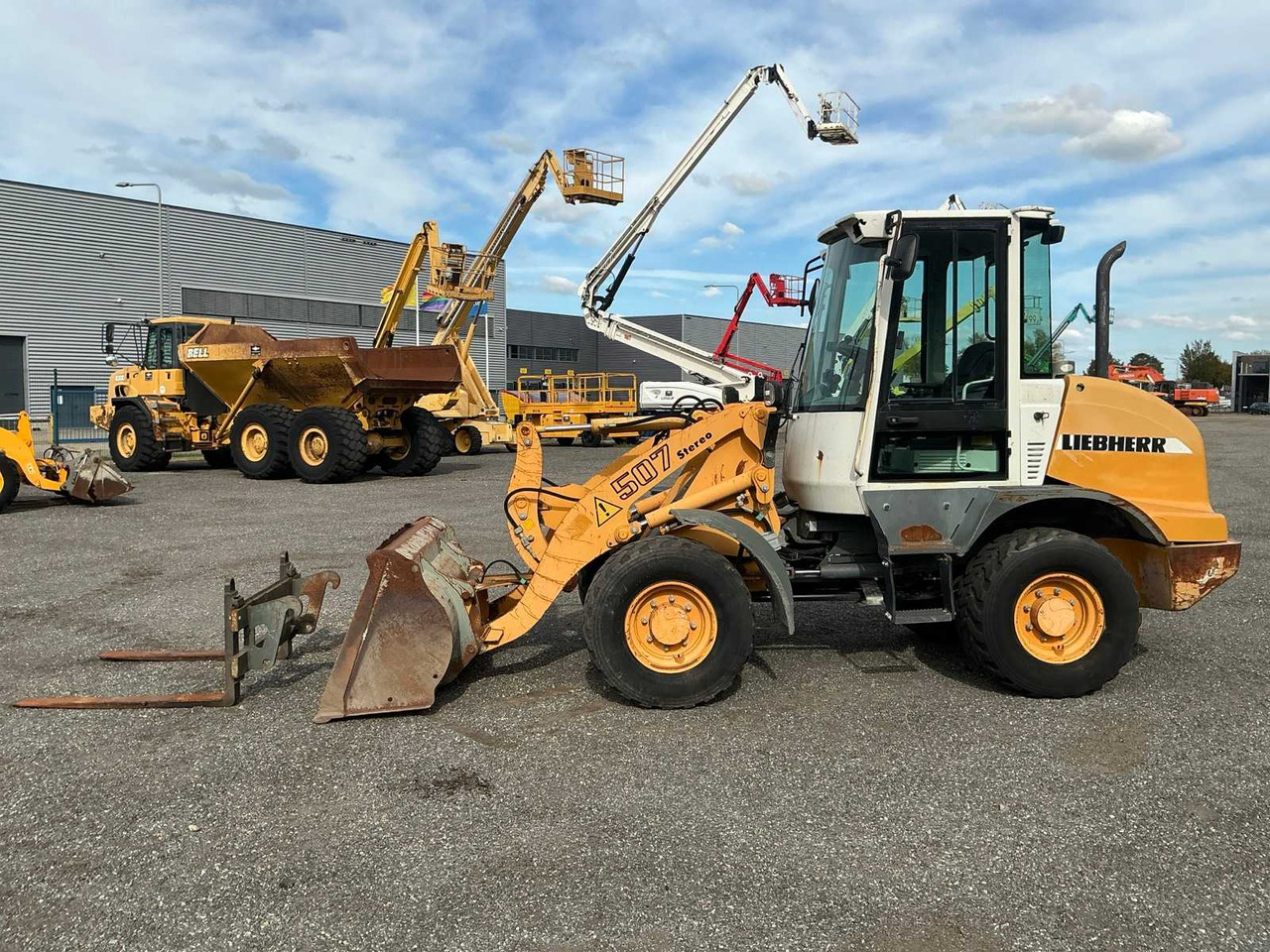 Liebherr L 507 Stereo - Kolesový nakladač: obrázok 2 Liebherr L 507 Stereo - Kolesový nakladač: obrázok 2