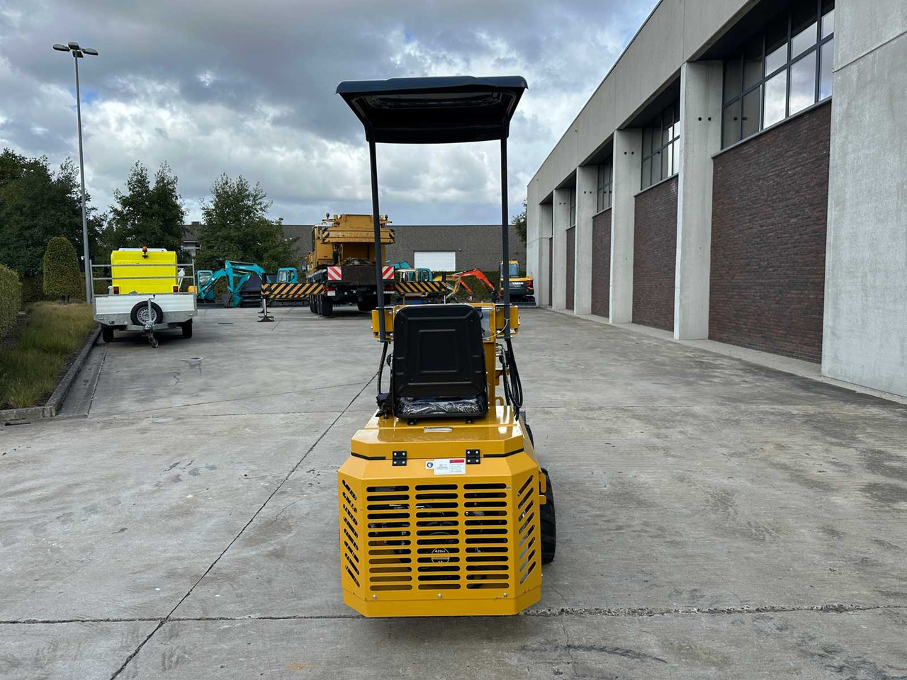 MACHPRO MP-S800 - Šmykom riadený nakladač: obrázok 5 MACHPRO MP-S800 - Šmykom riadený nakladač: obrázok 5