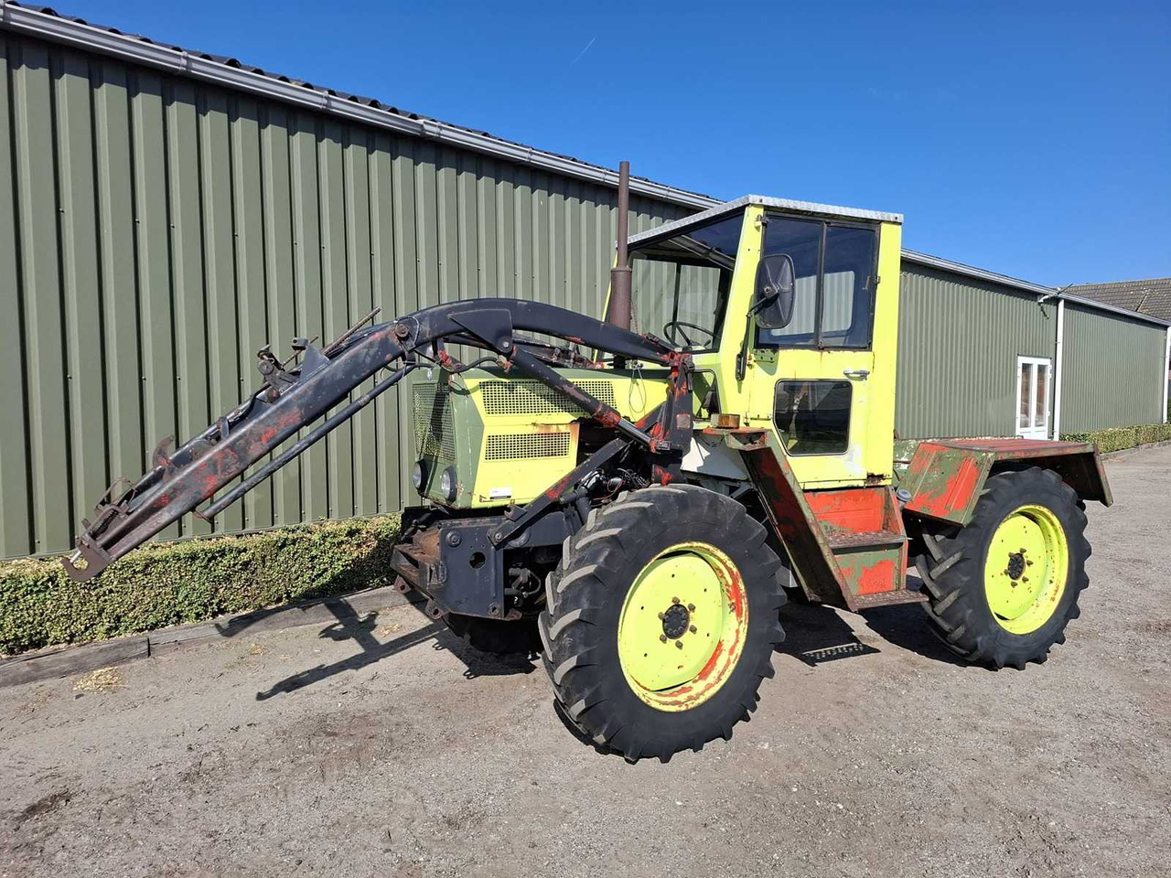 MB (MERCEDES BENZ) - TRAC 65/70 - ALL-WHEEL DRIVE FARM TRACTOR - Traktor: obrázok 2 MB (MERCEDES BENZ) - TRAC 65/70 - ALL-WHEEL DRIVE FARM TRACTOR - Traktor: obrázok 2