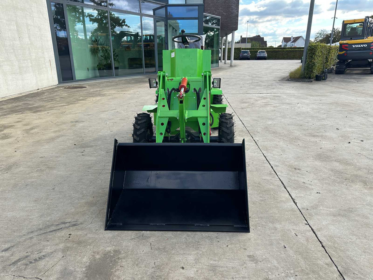 Machpro MP-L307 - Šmykom riadený nakladač: obrázok 2 Machpro MP-L307 - Šmykom riadený nakladač: obrázok 2