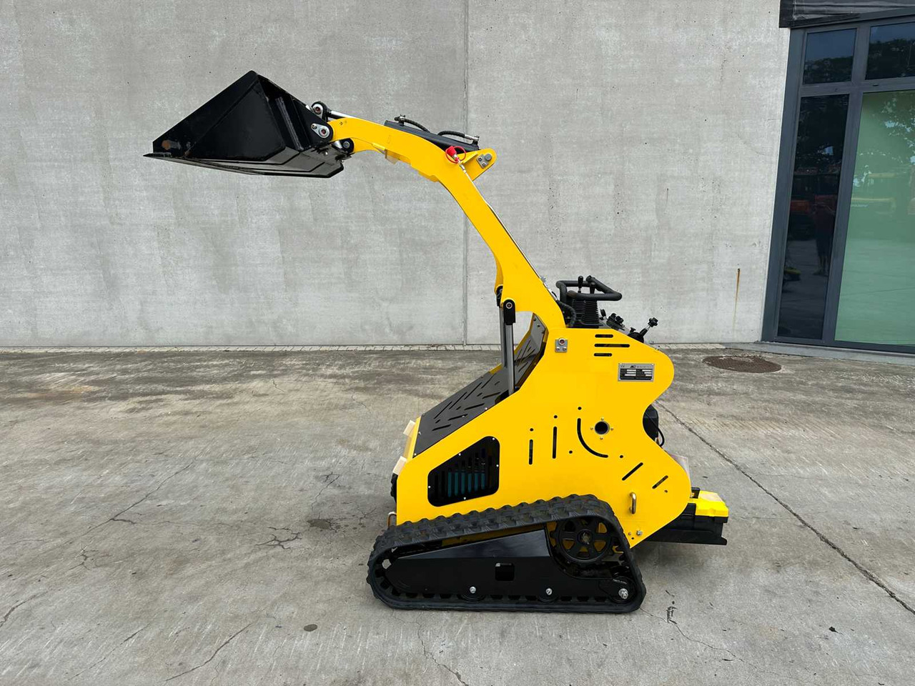 Šmykom riadený nakladač Machpro MP-S300: obrázok 28 Šmykom riadený nakladač Machpro MP-S300: obrázok 28