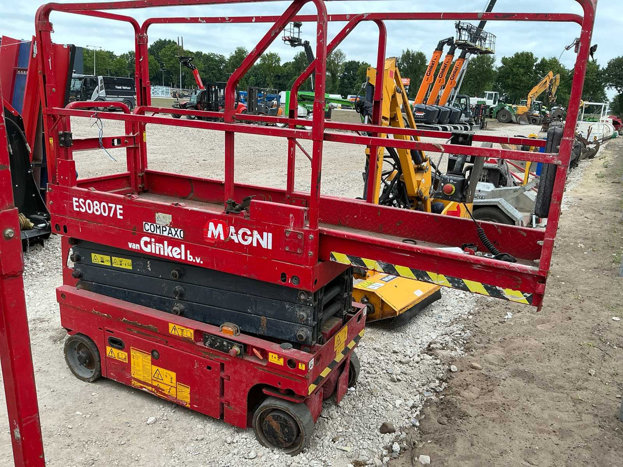 Magni ES0807E - Pracovná plošina: obrázok 3 Magni ES0807E - Pracovná plošina: obrázok 3