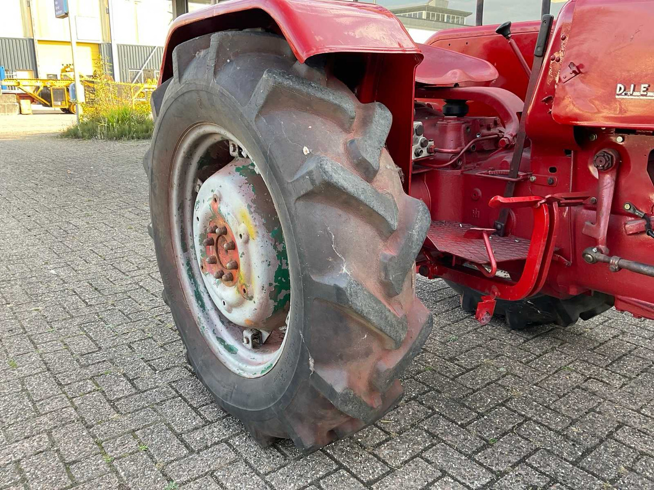 Traktor Mc Cormick International Farmall D-430: obrázok 10