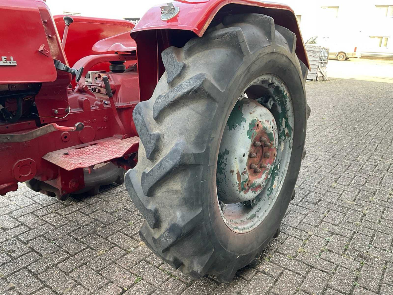 Traktor Mc Cormick International Farmall D-430: obrázok 18