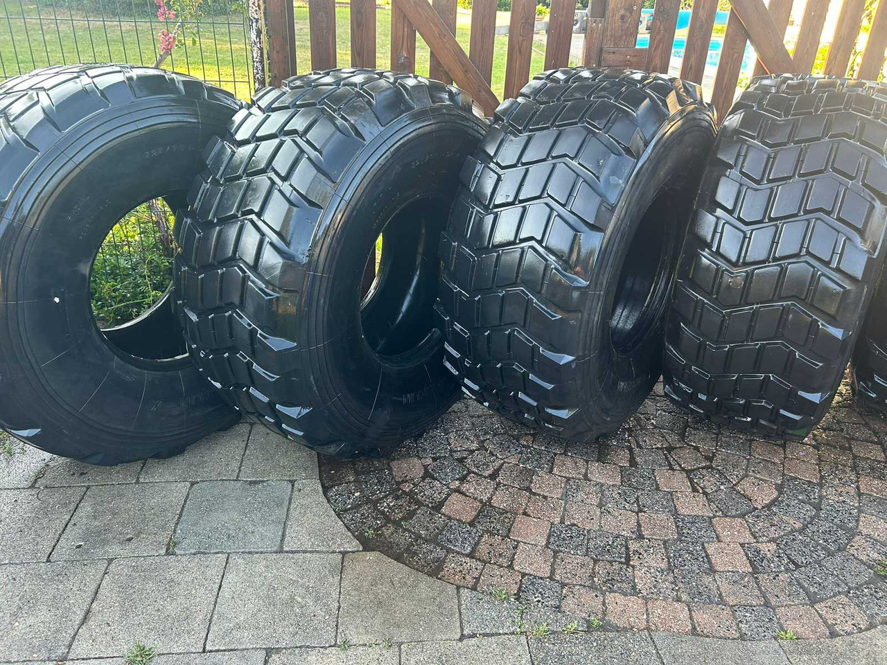 Michelin - Pneumatiky a disky pre Traktor: obrázok 3 Michelin - Pneumatiky a disky pre Traktor: obrázok 3