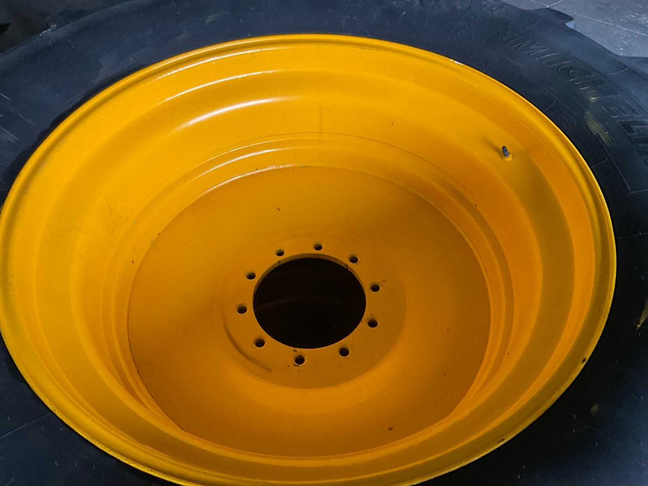 Michelin MachXbib - Pneumatiky a disky pre Traktor: obrázok 3 Michelin MachXbib - Pneumatiky a disky pre Traktor: obrázok 3