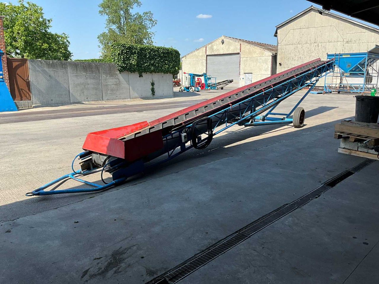 Mobile conveyor belt - toggle clamp - Pásový dopravník: obrázok 2 Mobile conveyor belt - toggle clamp - Pásový dopravník: obrázok 2
