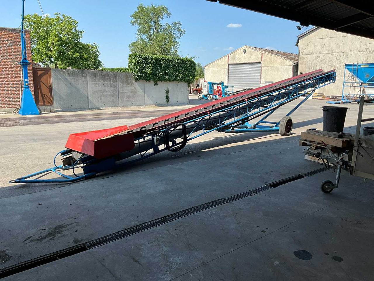 Mobile conveyor belt - toggle clamp - Pásový dopravník: obrázok 1 Mobile conveyor belt - toggle clamp - Pásový dopravník: obrázok 1