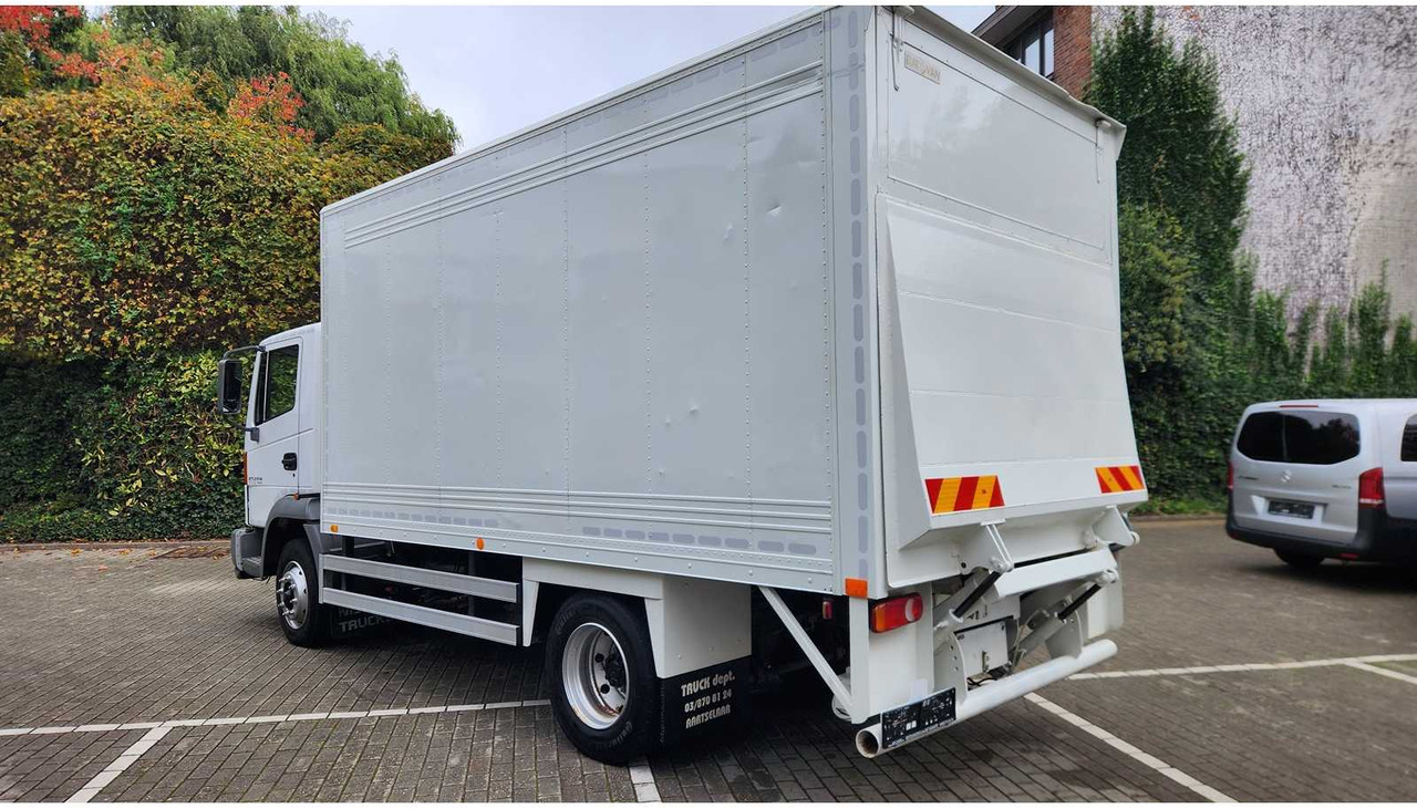 2002 NISSAN ATLEON - Nákladné auto: obrázok 4 2002 NISSAN ATLEON - Nákladné auto: obrázok 4