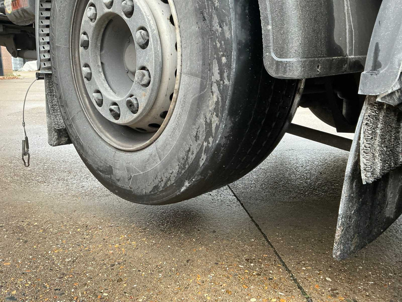 Nákladné auto 2021 DAF XF480FAN TRUCK WITH CANOPY BODY(C): obrázok 16