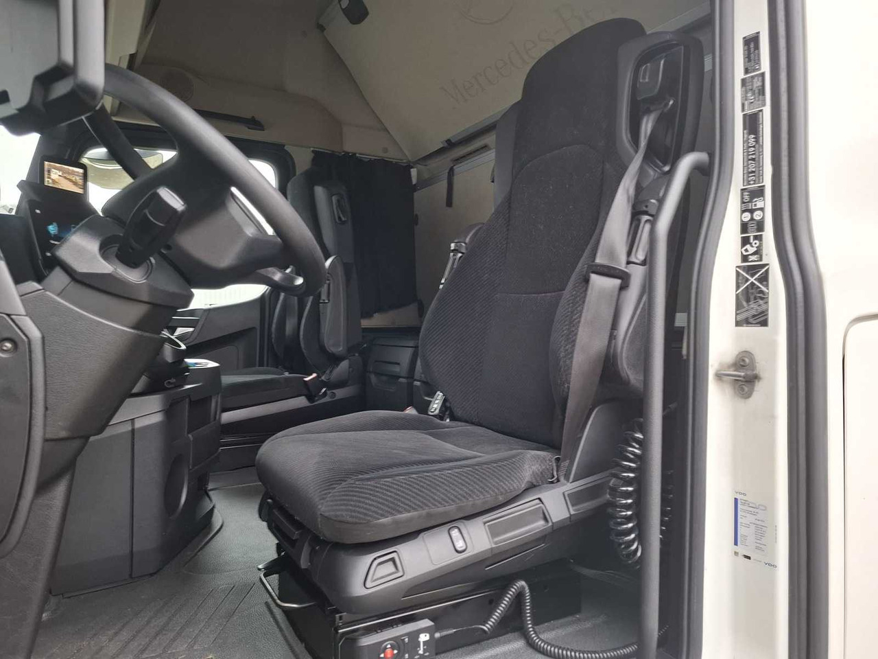 Nákladné auto 2022 MERCEDES-BENZ ACTROS 2545 6X2 GIGASPACE TRUCK: obrázok 8