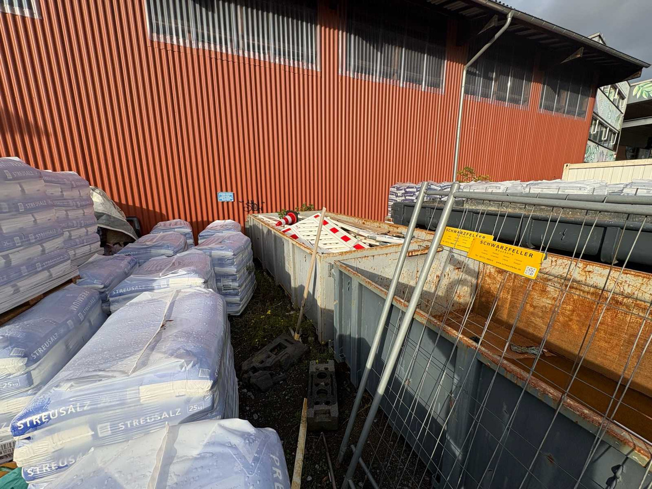 Nákladné auto IVECO CARGO HOOKLIFT FROM 2015 – INCL. 3 CONTAINERS: obrázok 22 Nákladné auto IVECO CARGO HOOKLIFT FROM 2015 – INCL. 3 CONTAINERS: obrázok 22