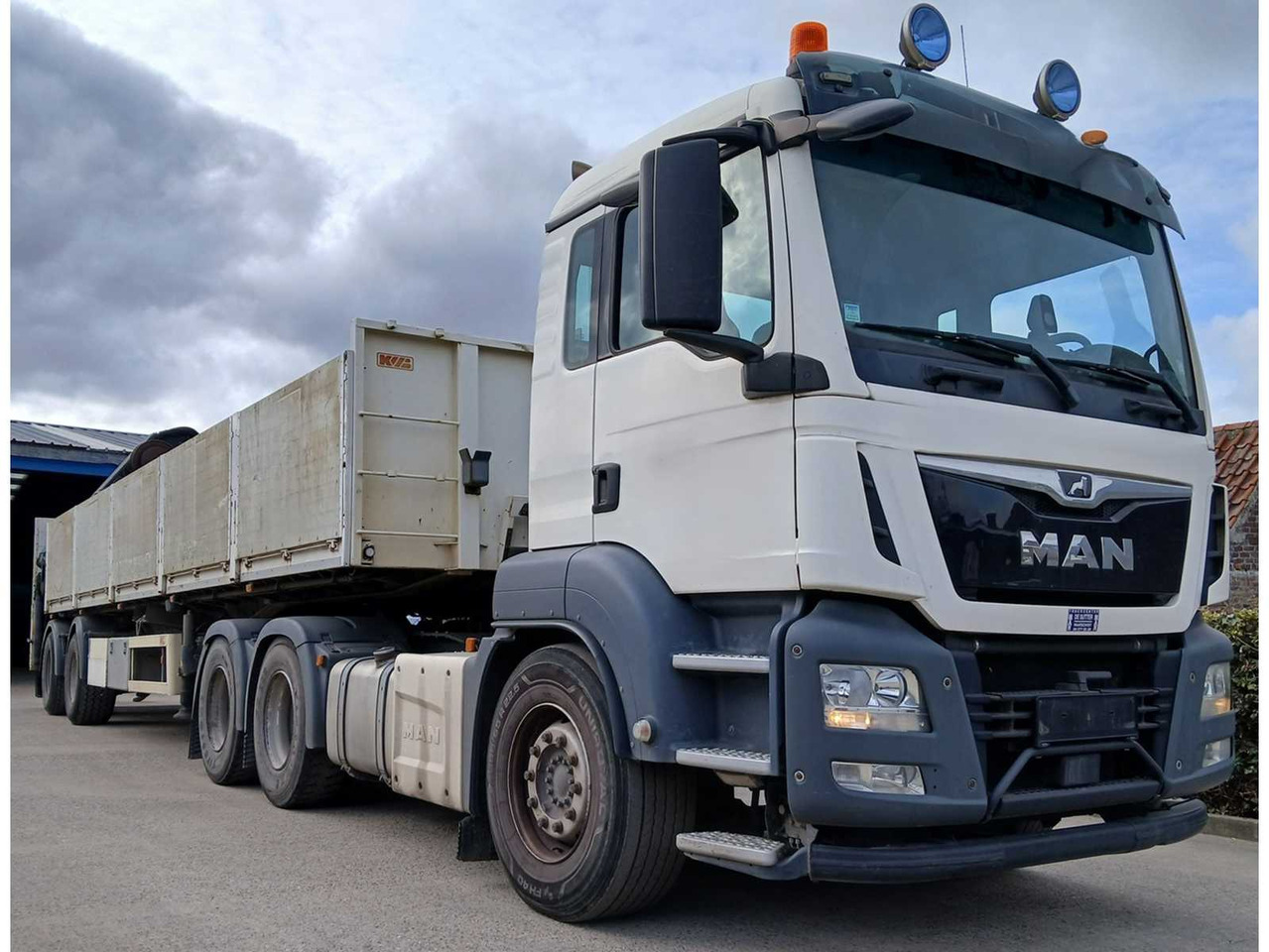 MAN TGS WITH KWB TRAILER AND HIAB XS LOADER CRANE - 2017 - Nákladné auto: obrázok 3 MAN TGS WITH KWB TRAILER AND HIAB XS LOADER CRANE - 2017 - Nákladné auto: obrázok 3
