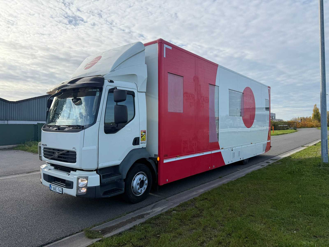 TRUCK - 2012 - VOLVO FL 42 14 5.0 - TRUCK - Nákladné auto: obrázok 1 TRUCK - 2012 - VOLVO FL 42 14 5.0 - TRUCK - Nákladné auto: obrázok 1