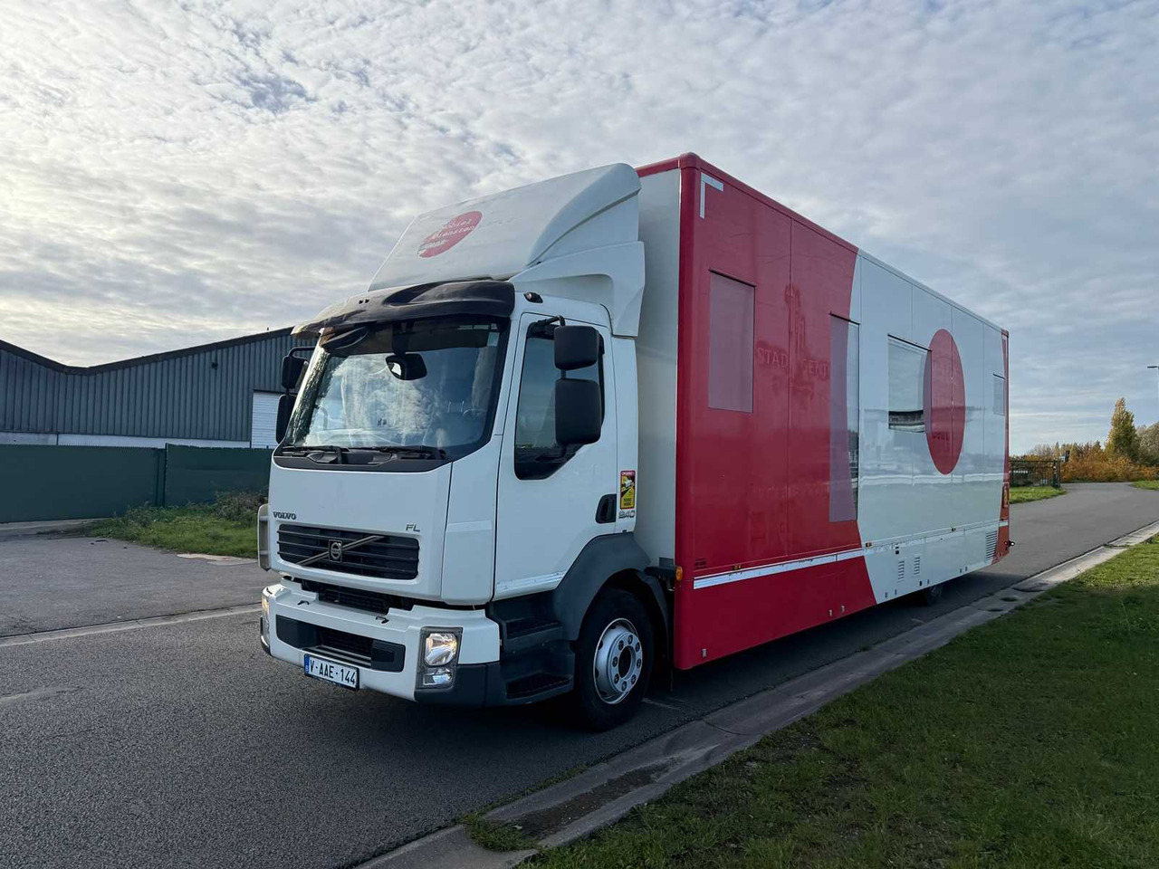 TRUCK - 2012 - VOLVO FL 42 14 5.0 - TRUCK - Nákladné auto: obrázok 3 TRUCK - 2012 - VOLVO FL 42 14 5.0 - TRUCK - Nákladné auto: obrázok 3