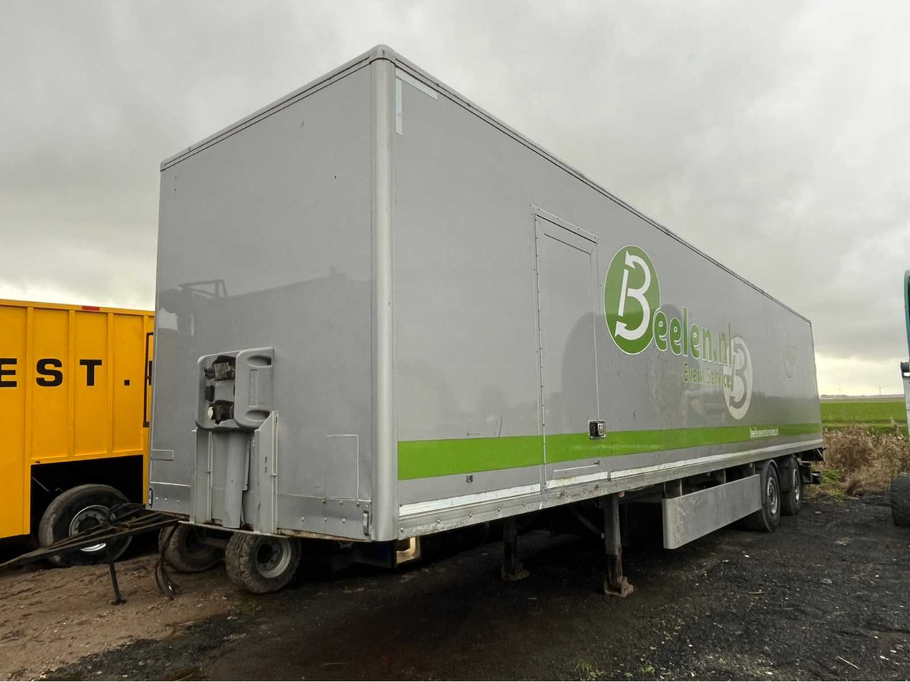 2012 KRONE GT FRUEHAUF SLEEPER TRAILER - Náves: obrázok 2 2012 KRONE GT FRUEHAUF SLEEPER TRAILER - Náves: obrázok 2