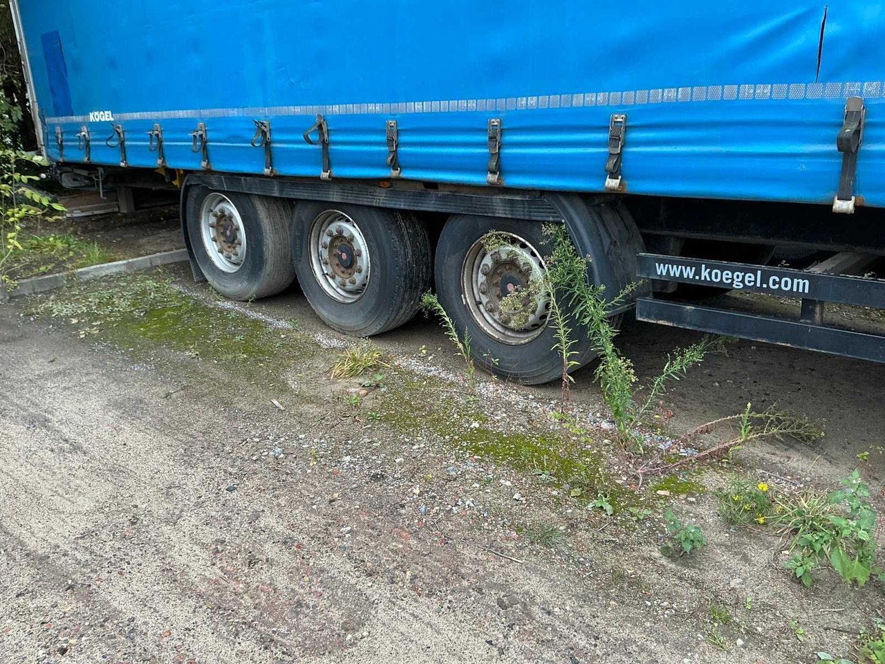 KÖGEL S24-1 CURTAINSIDER TRAILER - Náves: obrázok 3 KÖGEL S24-1 CURTAINSIDER TRAILER - Náves: obrázok 3