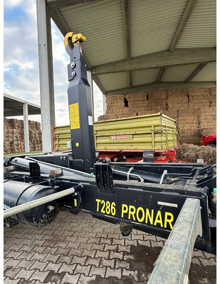 PRONAR T286 - Fekálny náves: obrázok 4 PRONAR T286 - Fekálny náves: obrázok 4