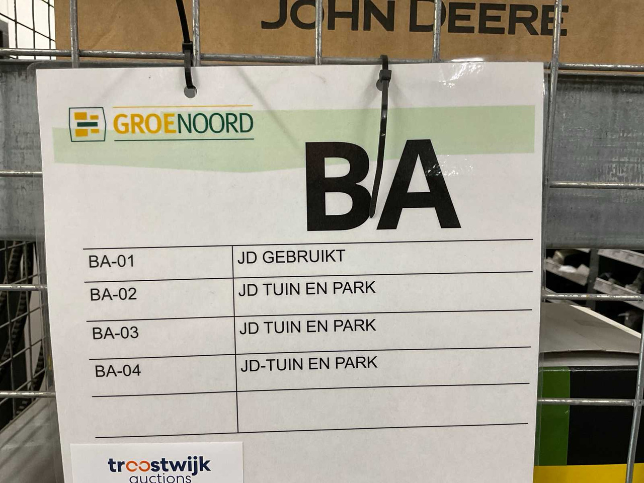 Partij John Deere - Predný nakladač na traktor: obrázok 2 Partij John Deere - Predný nakladač na traktor: obrázok 2