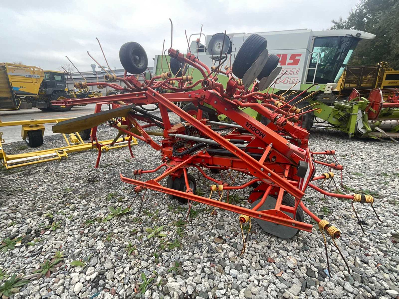 Ziegler Faneuse HR 1055-GH - Poľnohospodárske stroje: obrázok 2 Ziegler Faneuse HR 1055-GH - Poľnohospodárske stroje: obrázok 2