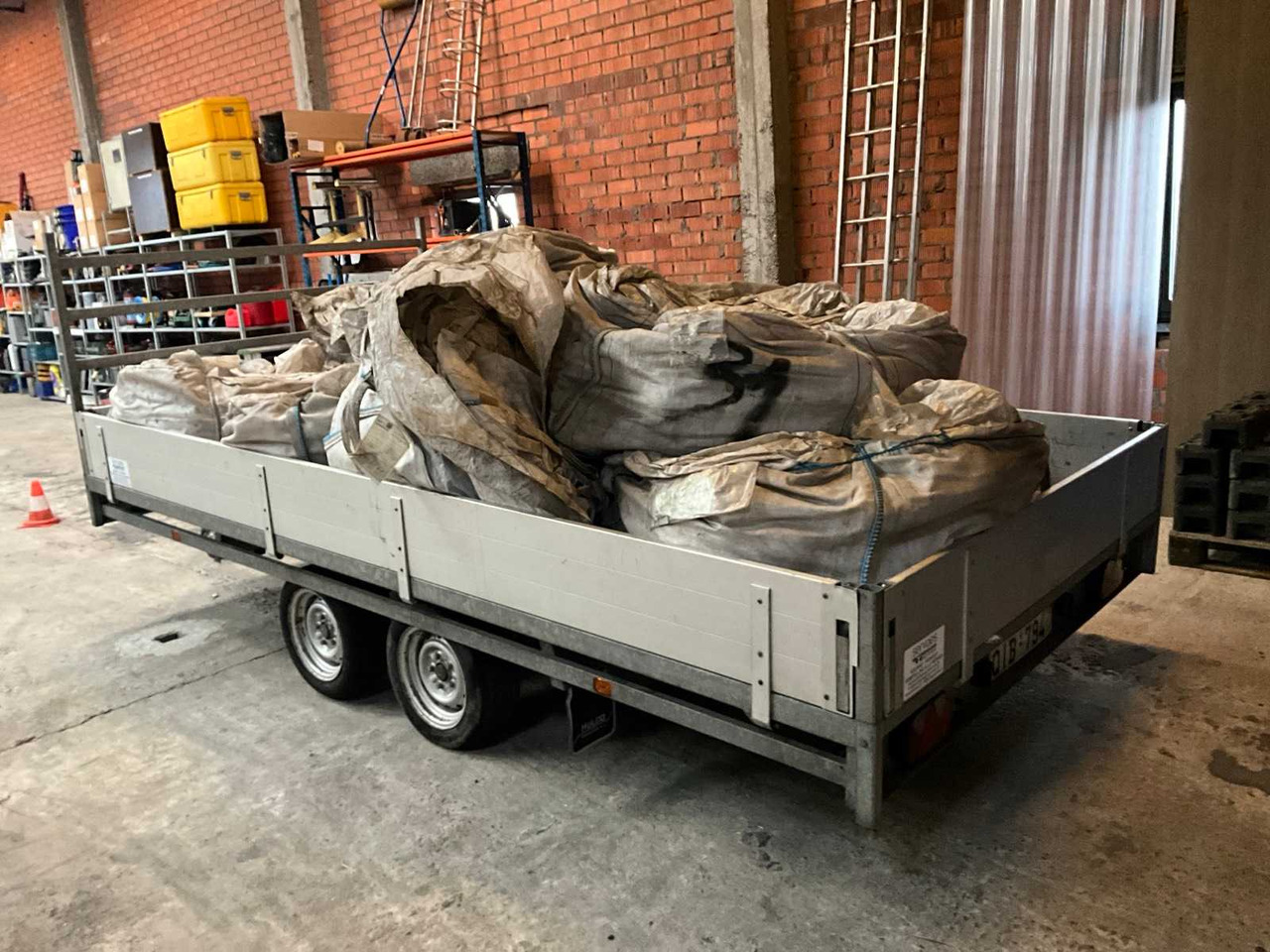 2008 HULCO M1 TRAILER - Príves: obrázok 3 2008 HULCO M1 TRAILER - Príves: obrázok 3