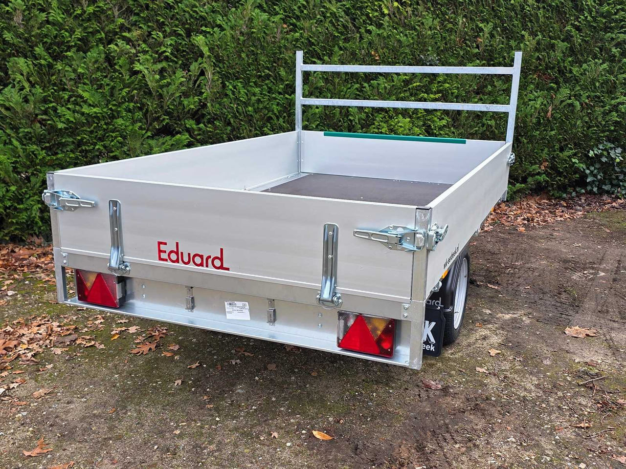 EDUARD - PLATFORM TRAILER - 230 X 145 - TRAILER - NEW - Príves: obrázok 5 EDUARD - PLATFORM TRAILER - 230 X 145 - TRAILER - NEW - Príves: obrázok 5