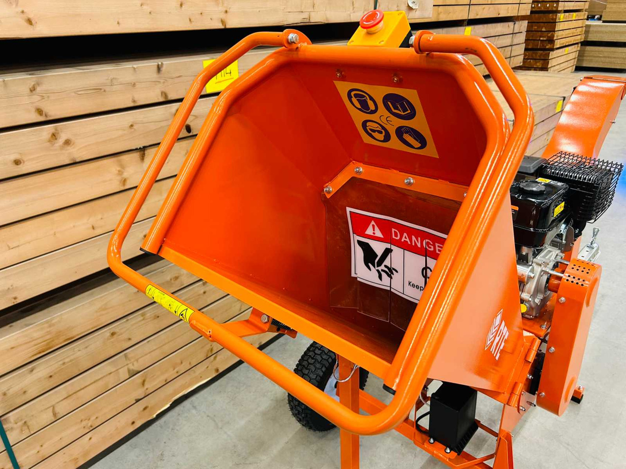 RTE 6780 - Drtič konárov: obrázok 4 RTE 6780 - Drtič konárov: obrázok 4