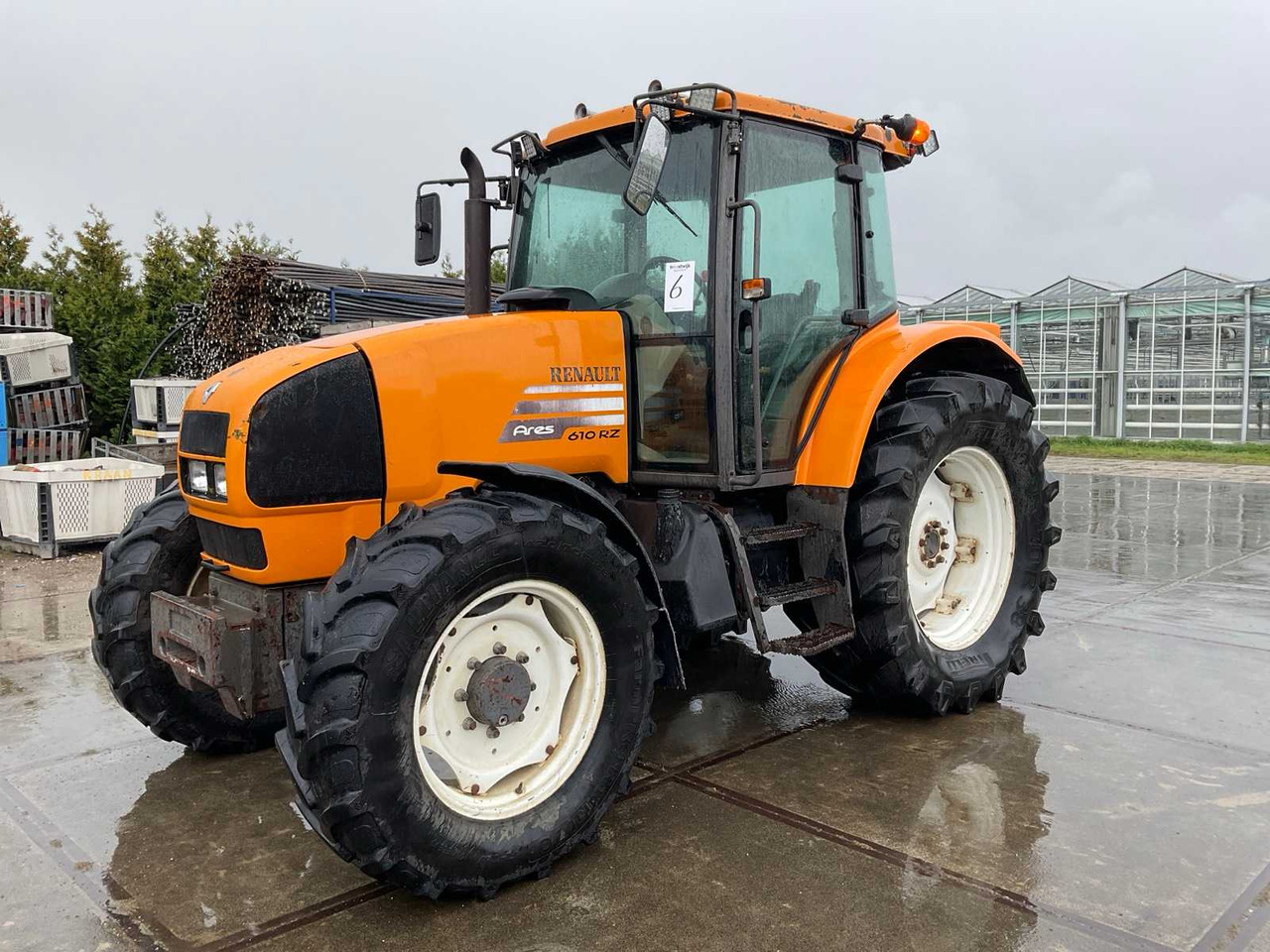 Renault 610RZ Ares - Traktor: obrázok 1 Renault 610RZ Ares - Traktor: obrázok 1