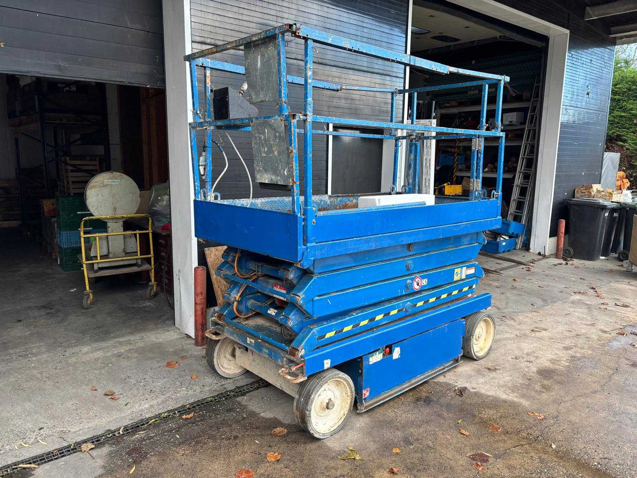 SKYJACK - 2015 - AERIAL PLATFORM - Pracovná plošina: obrázok 5 SKYJACK - 2015 - AERIAL PLATFORM - Pracovná plošina: obrázok 5