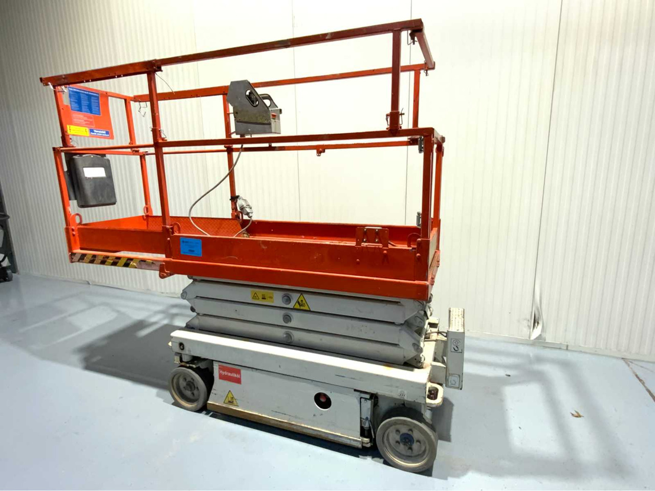 SKYJACK - SJIII3219 BJ. 2015 - AERIAL PLATFORM - WORKING HEIGHT 7.8M, 266 HOURS - Pracovná plošina: obrázok 4 SKYJACK - SJIII3219 BJ. 2015 - AERIAL PLATFORM - WORKING HEIGHT 7.8M, 266 HOURS - Pracovná plošina: obrázok 4