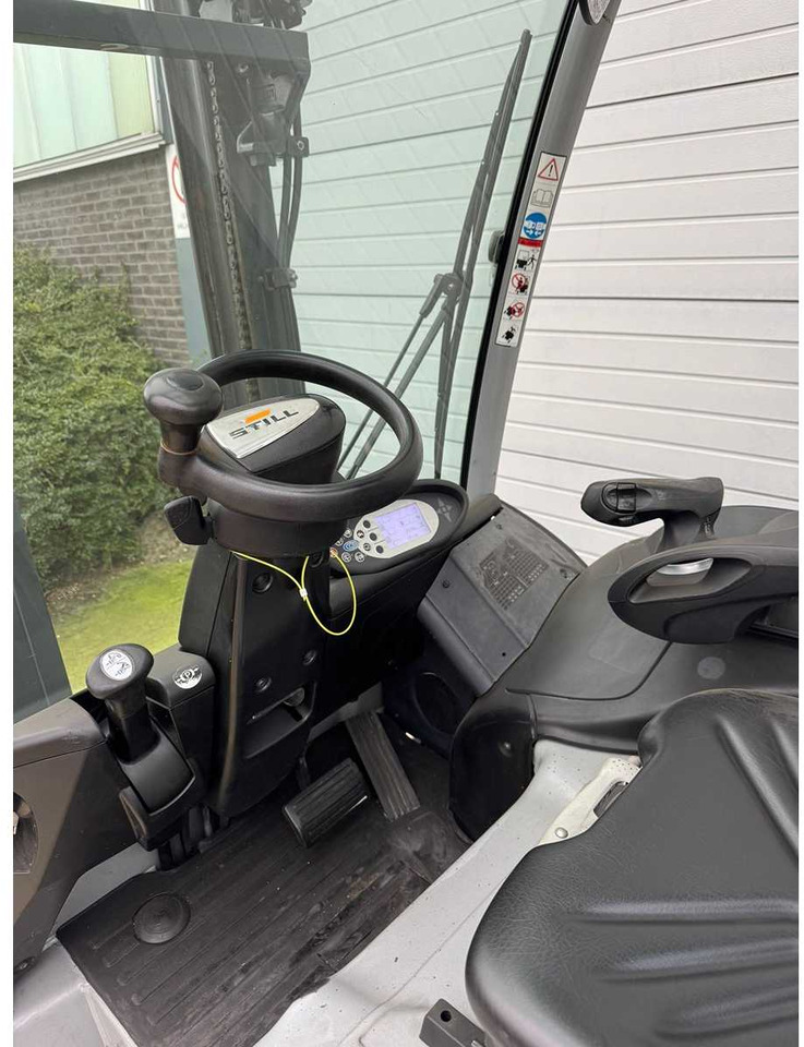 Vysokozdvižný vozík STILL - 2015 - RX20-18PH - ALL AROUND NEW TYRES - FORKLIFT: obrázok 8 Vysokozdvižný vozík STILL - 2015 - RX20-18PH - ALL AROUND NEW TYRES - FORKLIFT: obrázok 8