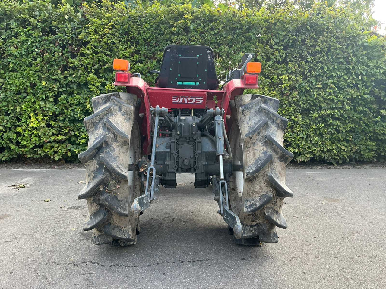 Shibaura P-17F - Kompaktný traktor: obrázok 4 Shibaura P-17F - Kompaktný traktor: obrázok 4