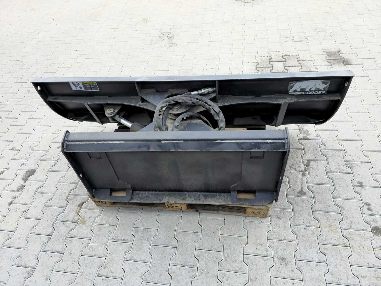 Shovel - Radlica na sneh: obrázok 4 Shovel - Radlica na sneh: obrázok 4